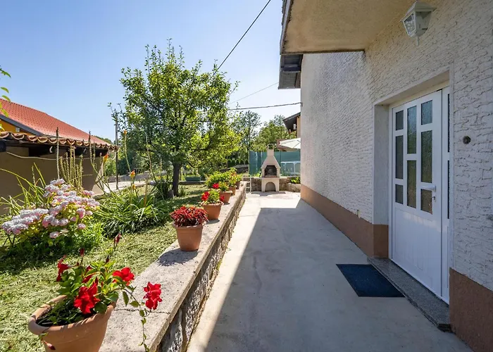 2 Bedroom In *