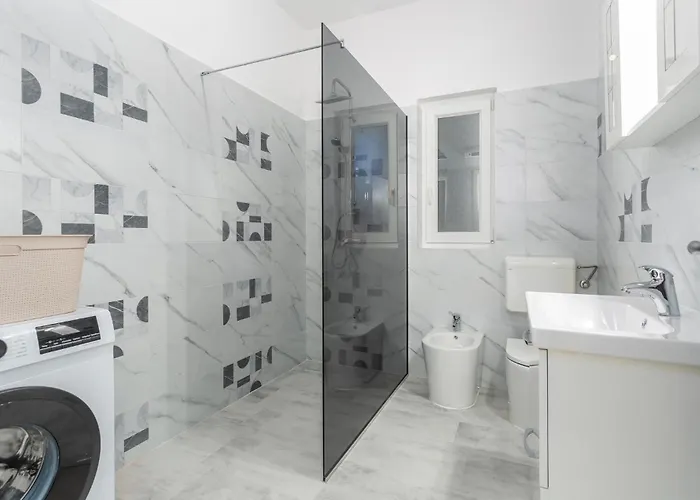2 Bedroom In